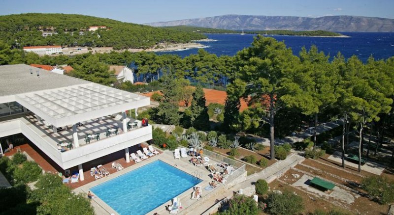 3 noćenja u hotelu Hvar, Jelsa, samo 586 kn po osobi!